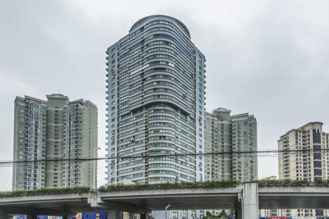 上海華鼎大廈：徐匯區(qū)高性價比辦公空間，交通便利