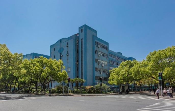 探訪桂中園：4.3米層高，寬敞明亮辦公空間